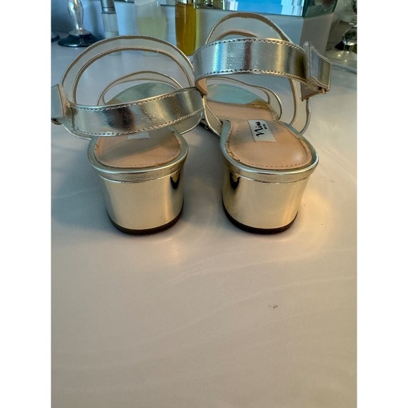 Nina New York Silver Mesh Metallic Strappy Block Heel Sandals Size 9M - Picture 9 of 15